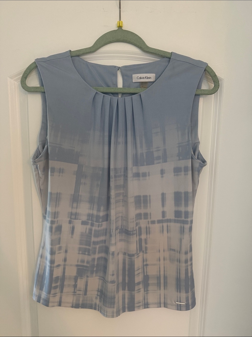 Calvin Klein Light Blue and White Pleated Tie-Dye Sleeveless Top